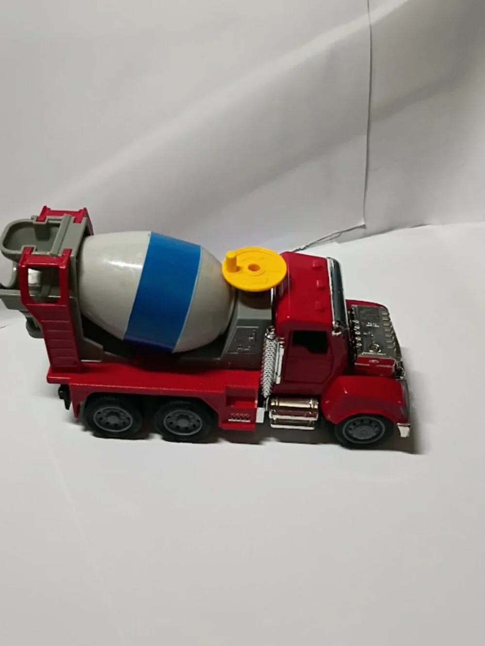 Driven by Battat Toy Cement Truck with Lights and Sounds works good